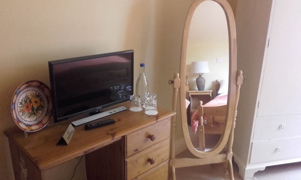 Blossom Hill Bed&Breakfast Killaloe Exteriör bild